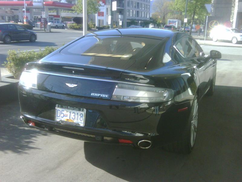 Aston_Martin_Rapide__2_.jpg