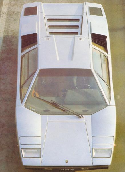 lamborghini_lp400_top_view_silver.jpg