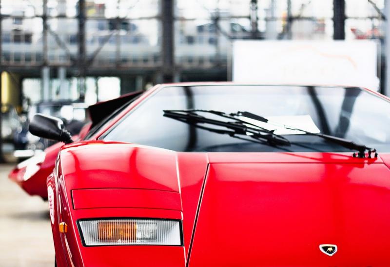 Lamborghini_Countach_5000_Quattrovalvole.jpg