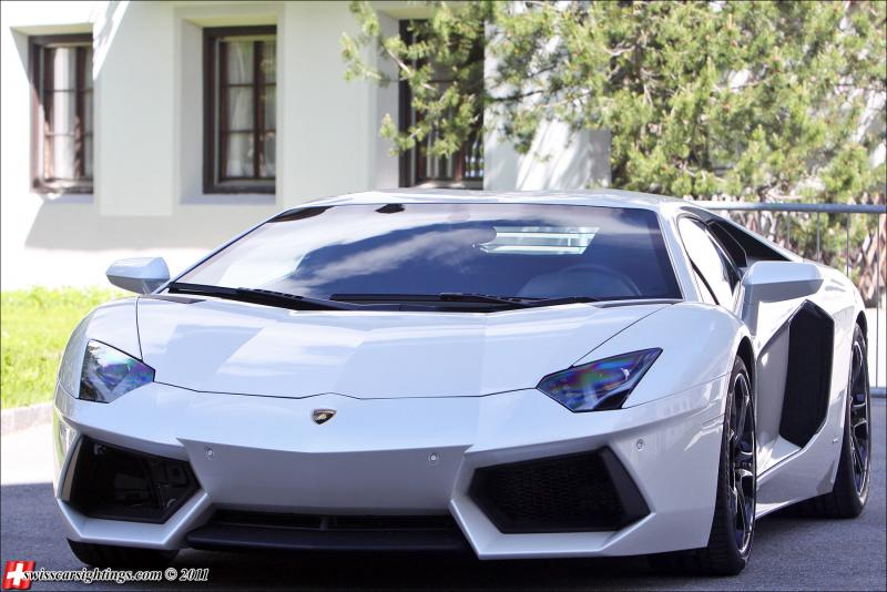 aLamborghini_20Aventador_20LP700_4_20036.jpg