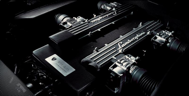 2001_Lamborghini_Murcielago_engine_2.jpg