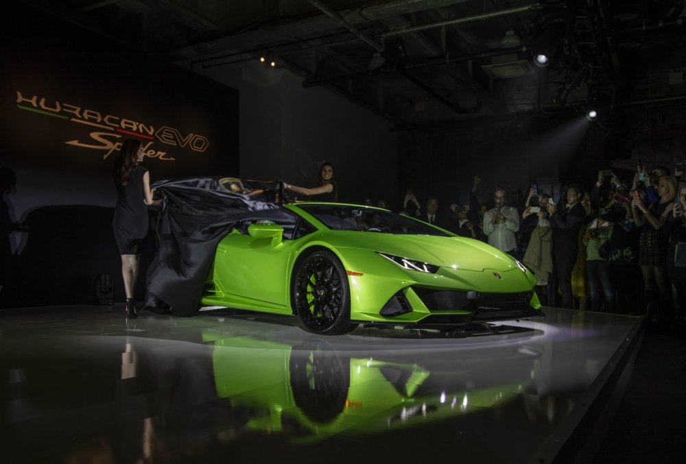 Huracán EVO Spyder_Unveil.jpg