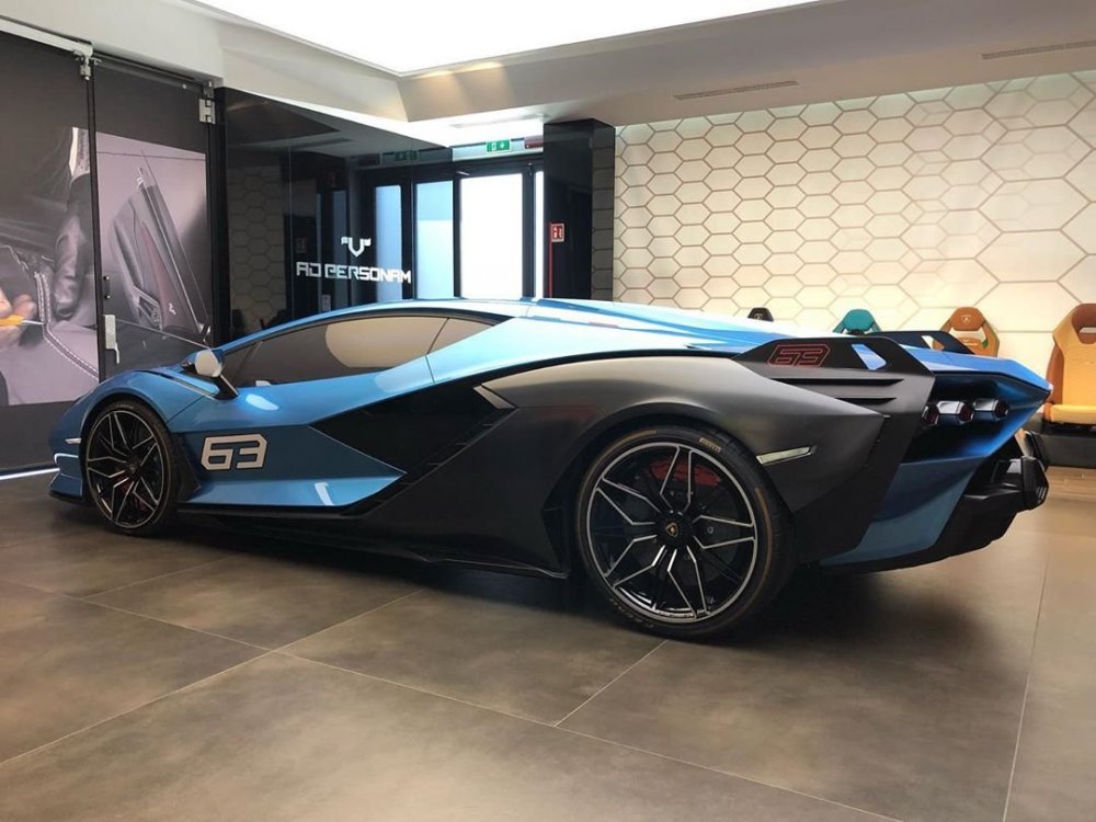 Lamborghini 2022