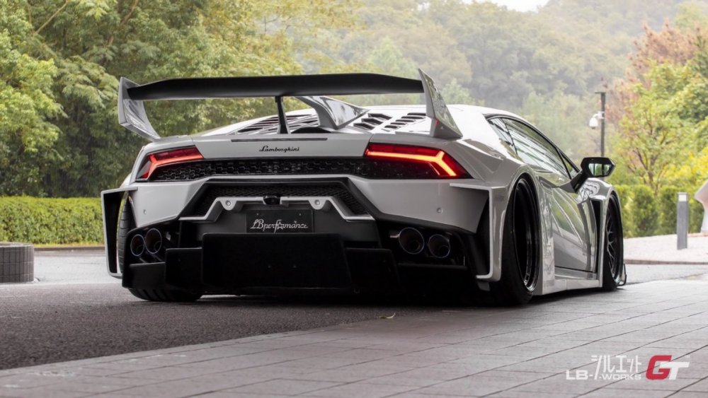 c6fa0b57-lamborghini-huracan-gt-tuning-liberty-walk-4.jpg