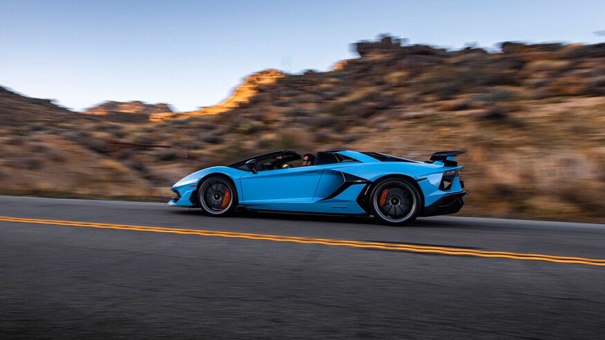 2020-Lamborghini-Aventador-SVJ-Roadster-47.jpg